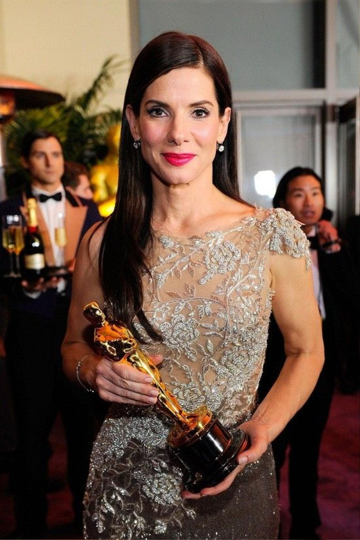 HOLLYWOOD - MARCH 07: Actress Sandra Bullock, winner Best Actress award for "The Blind Side," attends the 82nd Annual Academy Awards Governor's Ball held at Kodak Theatre on March 7, 2010 in Hollywood, California. (Photo by Kevork Djansezian/Getty Images)