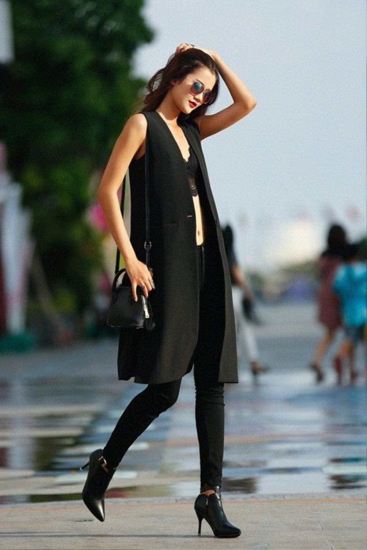 cha-mi-huong-ly-next-top-model-khoe-dang-chuan-trong-bo-anh-streetstyle